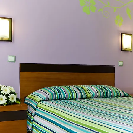 فندق Florescente 3*